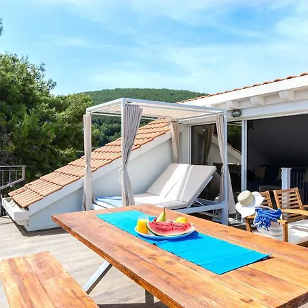 Summer House Bougainvillea By Dubrovnik Colors Apartman