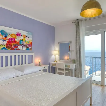 Summer House Bougainvillea By Dubrovnik Colors Apartman