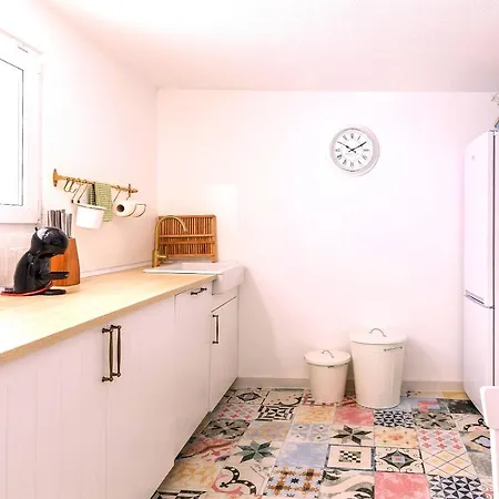 Summer House Bougainvillea By Dubrovnik Colors Apartmán *