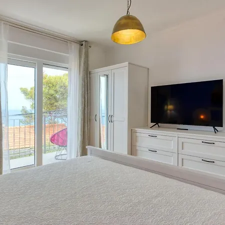Apartment Summer House Bougainvillea By Dubrovnik Colors